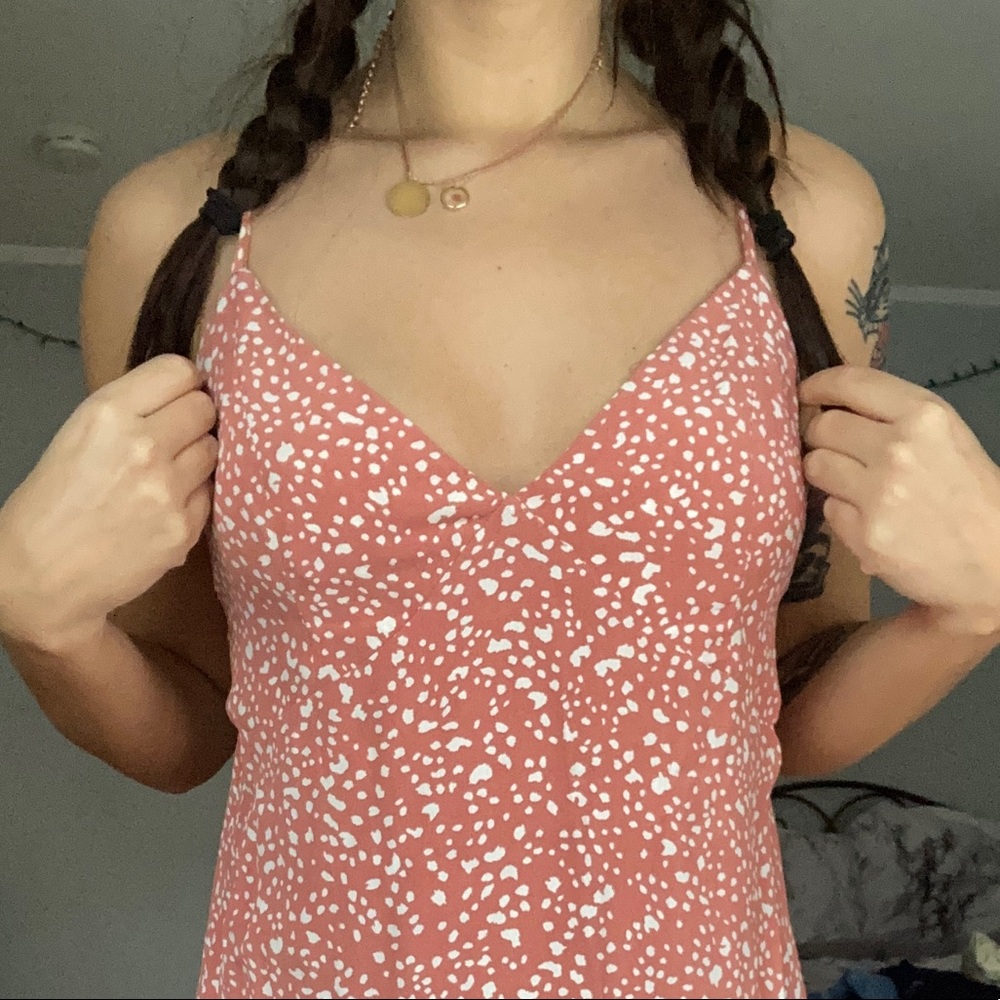 Long salmon pink dress !